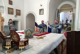 фото Соборне богослужіння священства Охтирського та Великописарівського благочинь