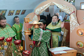 фото Престольне свято відзначив лікарняний храм Преподобного Агапіта Печерського