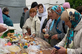 фото Благовіщенська православна громада Тростянця провела благодійний ярмарок