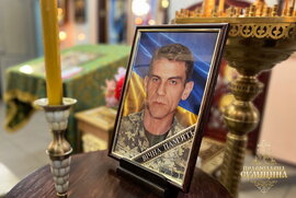 фото На щиті повернувся додому: у Сумах попрощалися із загиблим воїном Юрієм Голубом