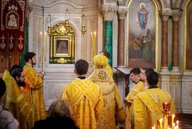 фото Митрополит очолив богослужіння у кафедральному соборі