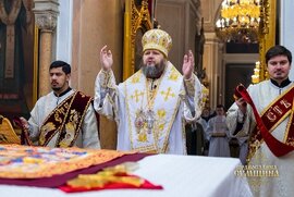 фото Сумський Архіпастир очолив богослужіння Стрітення Господнього