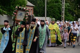 фото Хресний хід до Охтирського Троїцького монастиря