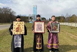 фото Священнослужителі Іоанно-Предтеченського храму помолились про позбавлення від пандемії