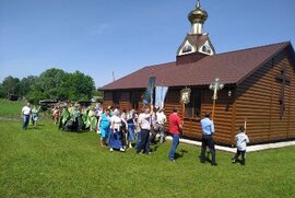 фото Соборне богослужіння в Троїцькому храмі с. Василівка на Лебединщині