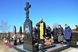 фото Серафімо-Сергіївська громада молитовно вшанувала пам'ять покійного священнослужителя