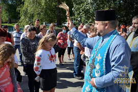 фото У селі Буймер урочисто освячено знову відкриту школу