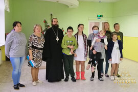 фото Вітання дітей реабілітаційного центру в с. Рибці зі святом Миколая