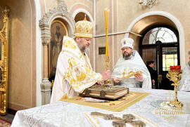 фото Митрополит Євлогій очолив богослужіння Неділі 6-ї після Пасхи