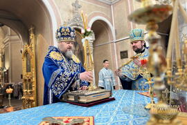 фото Сумський митрополит звершив Благовіщенські богослужіння