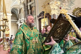 фото Сумський митрополит звершив богослужіння Неділі всіх святих