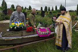 фото Героя-захисника провели в останню путь молитвою