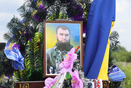 фото Тростянеччина попрощалася із воїном В’ячеславом Ткаченком