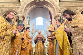 фото Правлячий архієрей очолив богослужіння Неділі 21-ї в кафедральному соборі м. Суми