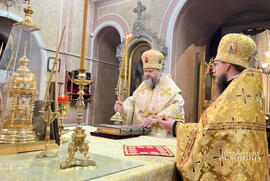 фото Митрополит Євлогій очолив Божественну літургію в кафедральному соборі