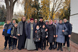 фото Паломники храму Благовірного князя Георгія м. Суми відвідали святі обителі Києва