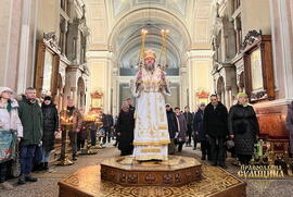 фото Правлячий архієрей очолив Стрітенські богослужіння в Сумах