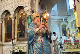 фото Пасхальні богослужіння в Сумах очолив митрополит Євлогій