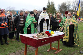 фото У селі Кам’янка звершено відспівування воїна Андрія Артемьєва