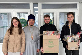 фото У Світлий понеділок священник відвідав хворих у Тростянецькій лікарні