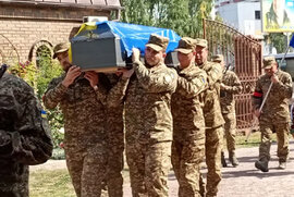 фото У Сумах відбулося відспівування загиблого воїна Дениса Шатунова