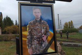 фото Сумська громада попрощалась із воїном-героєм Дмитром Ляпіним